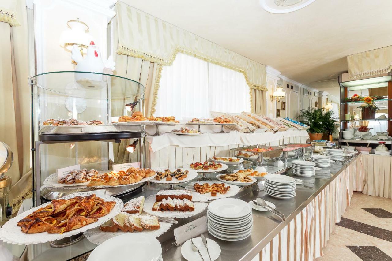Hotel Gambrinus Cervia Exterior photo